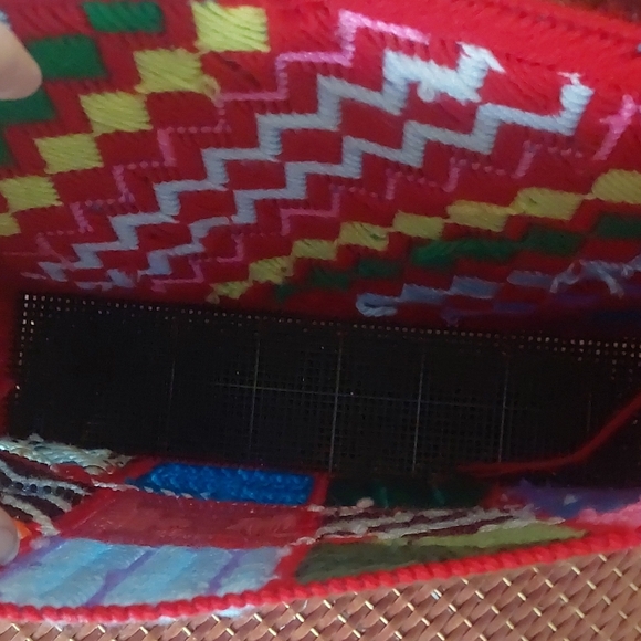 Colorful Geometric Patterned Handbag - Picture 3 of 3